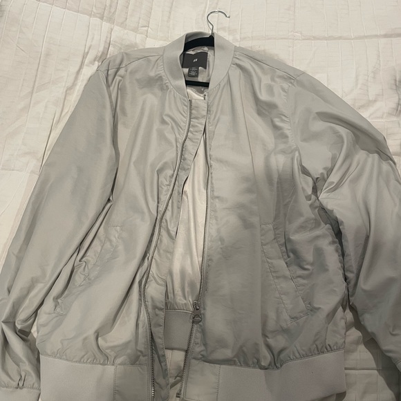 H&M bomber jacket size large - Picture 1 of 1
